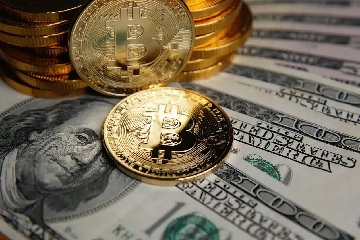 Xapo Bank Partners with Hilbert Group to Launch $200M Bitcoin Hedge Fund